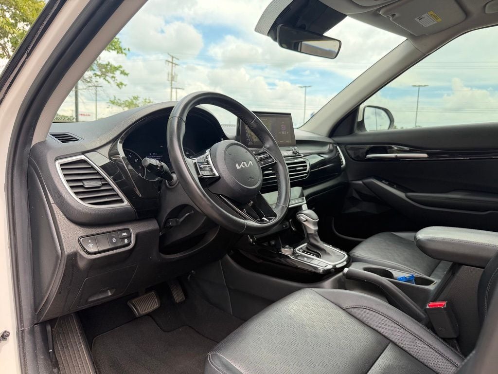 2023 Kia Seltos EX