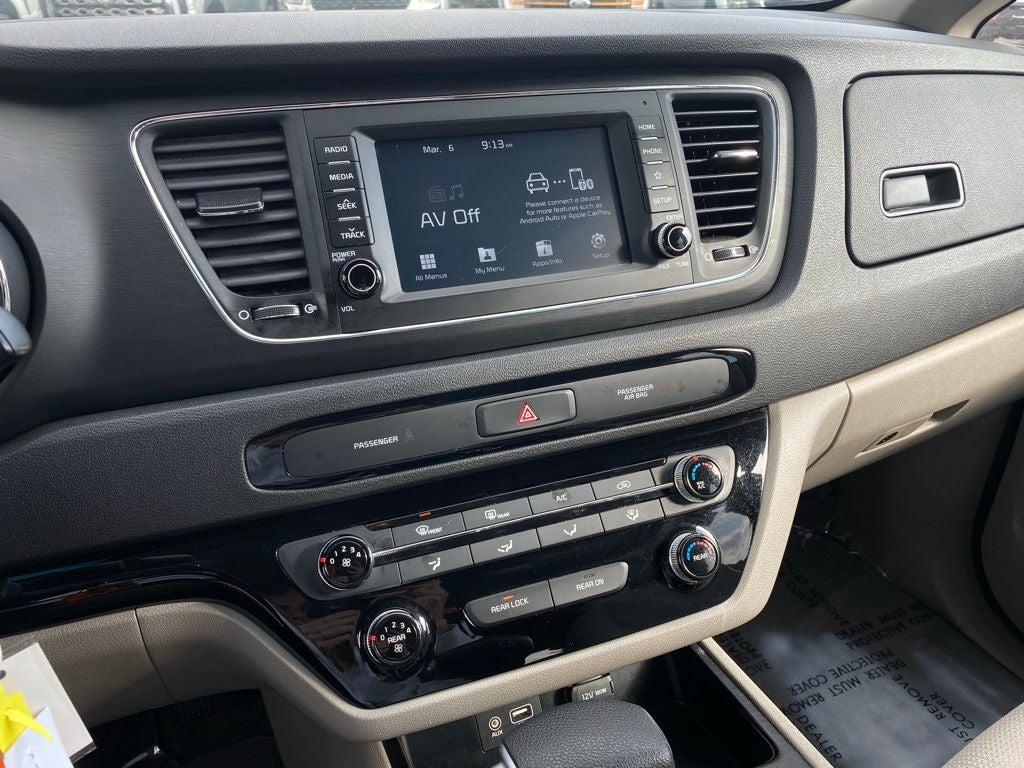 2021 Kia Sedona LX
