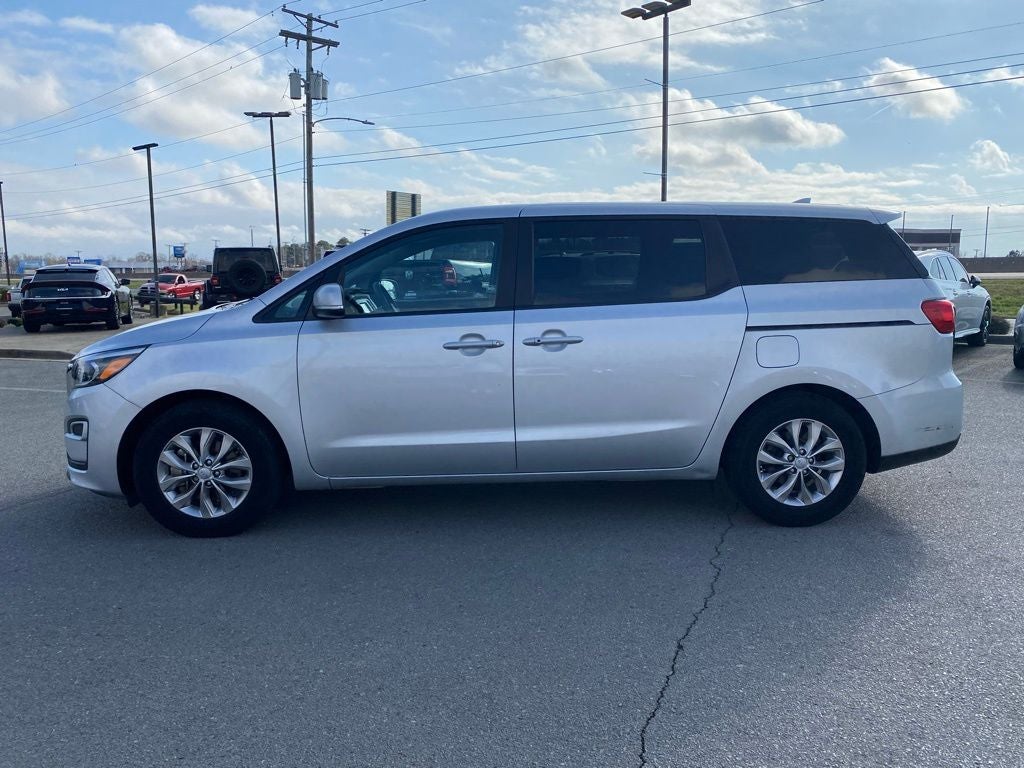 2021 Kia Sedona LX