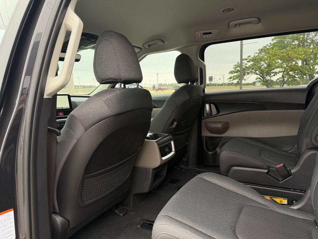 2026 Kia Carnival LX