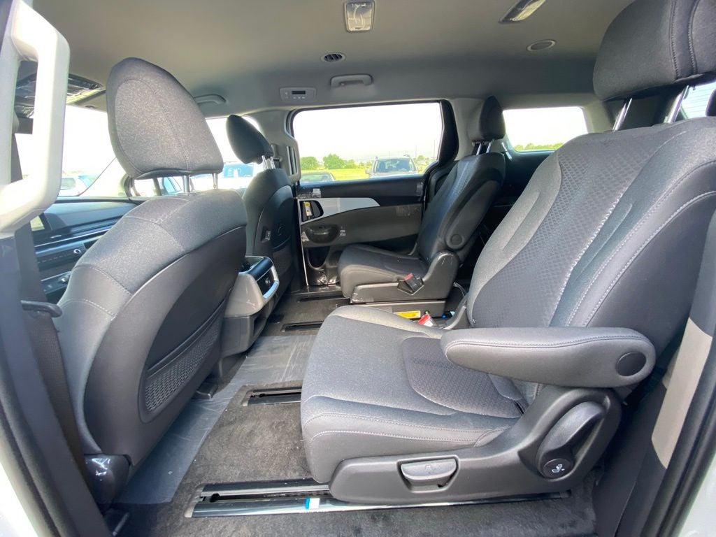 2026 Kia Carnival LX
