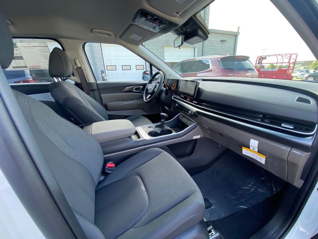 2026 Kia Carnival LX
