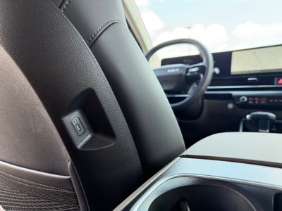2027 Kia Carnival LXS