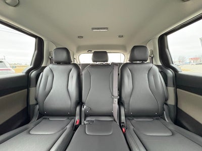 2026 Kia Carnival LXS