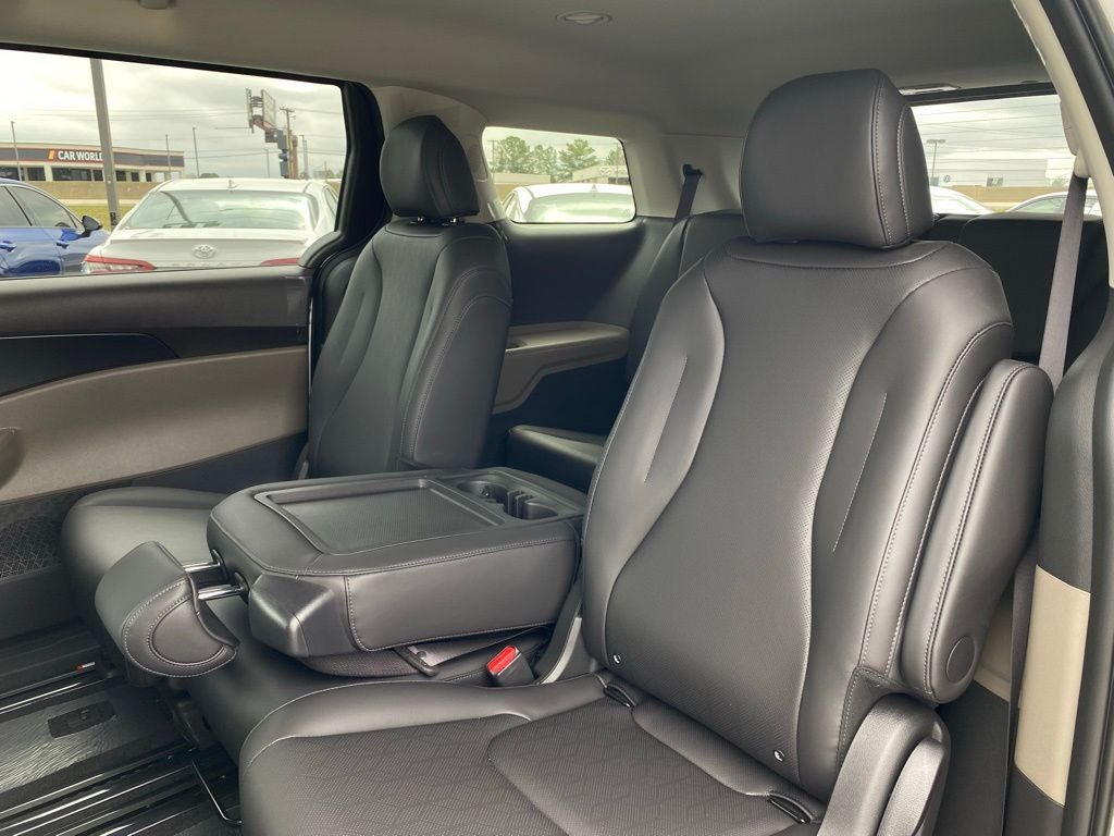 2026 Kia Carnival LXS