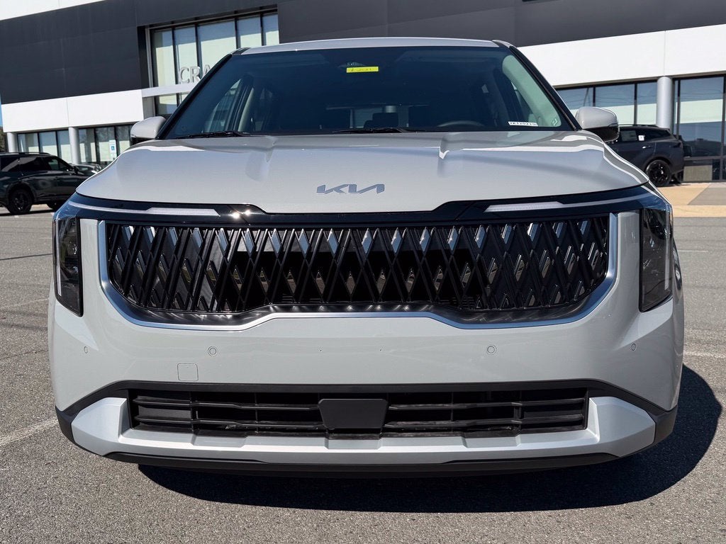 2027 Kia Carnival LXS