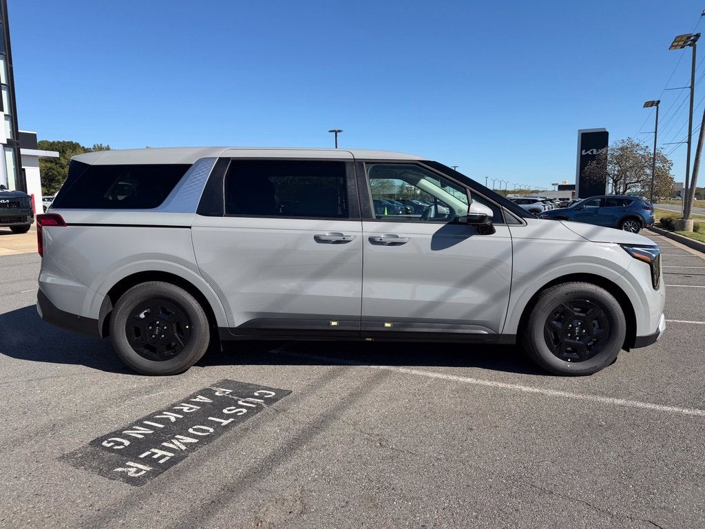 2027 Kia Carnival LXS