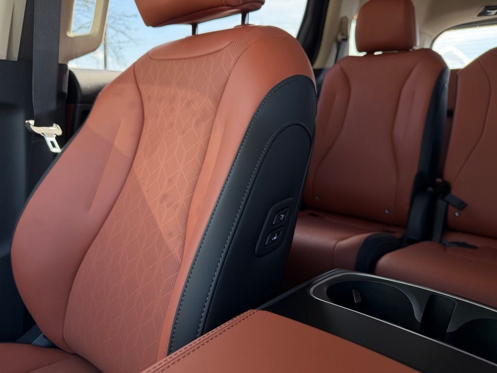 2026 Kia Carnival EX