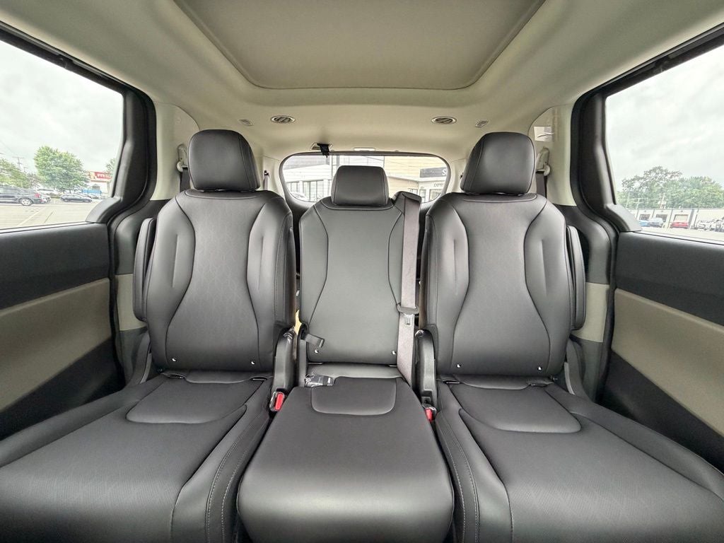 2026 Kia Carnival SX