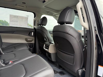 2026 Kia Carnival SX