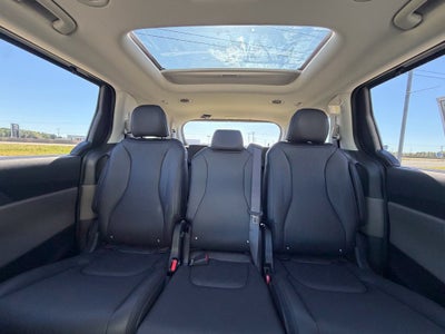 2027 Kia Carnival SX