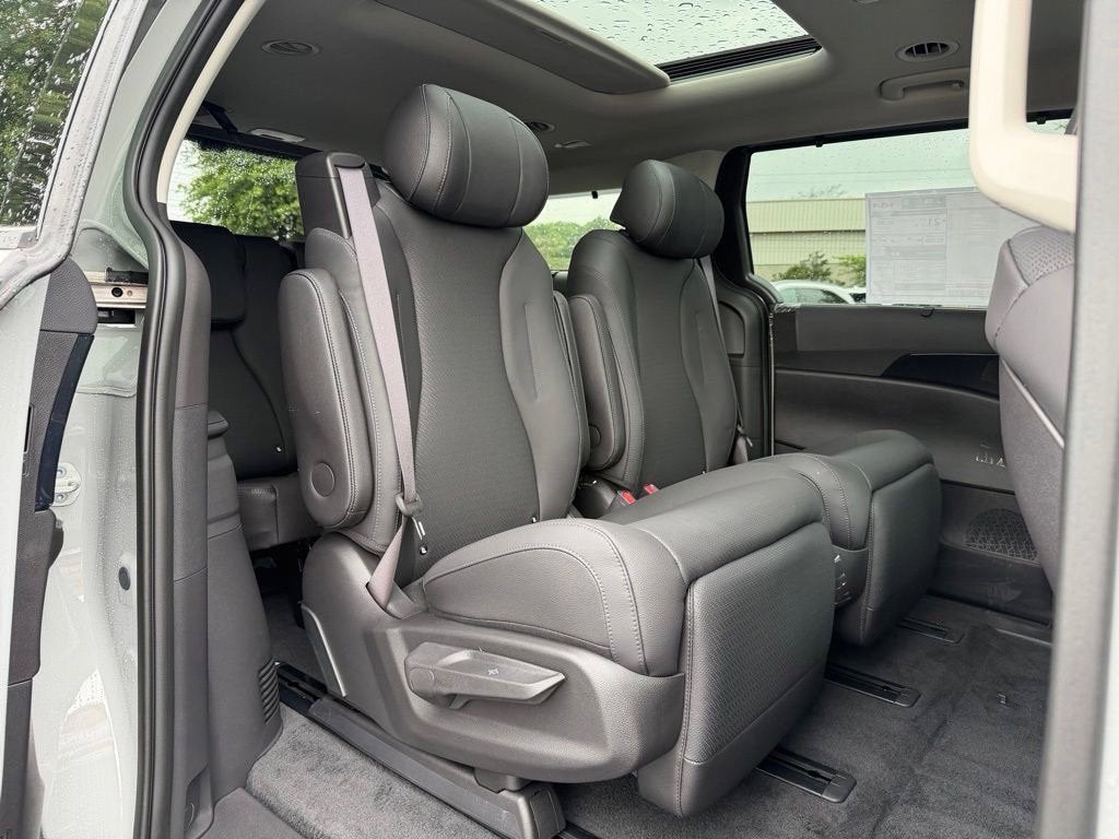 2027 Kia Carnival SX Prestige