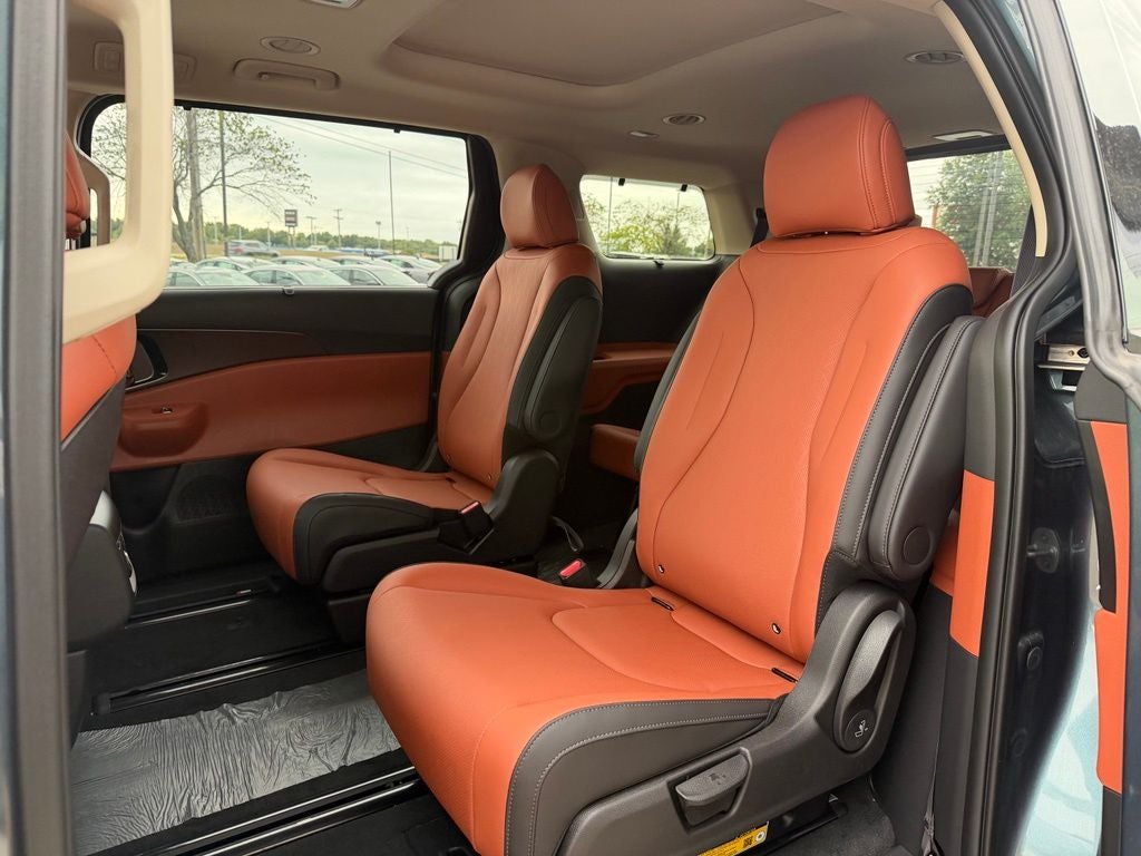 2027 Kia Carnival SX