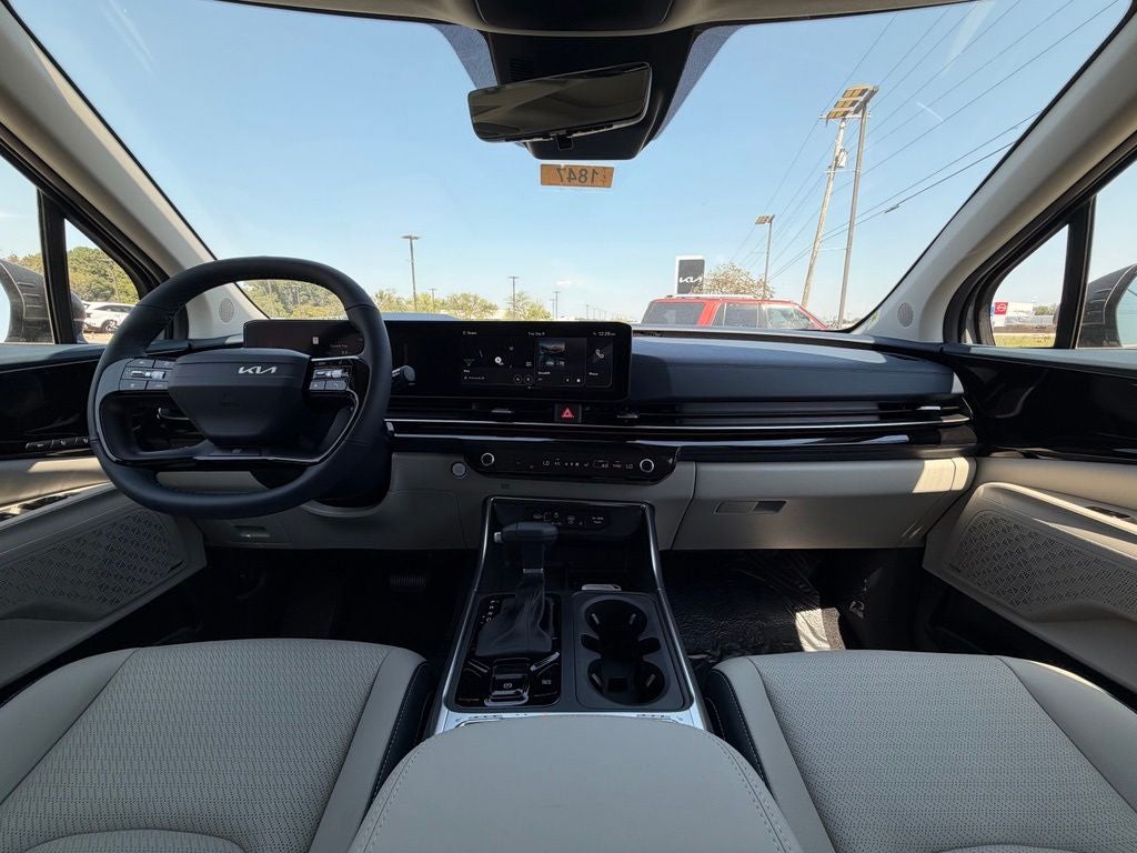 2027 Kia Carnival SX Prestige