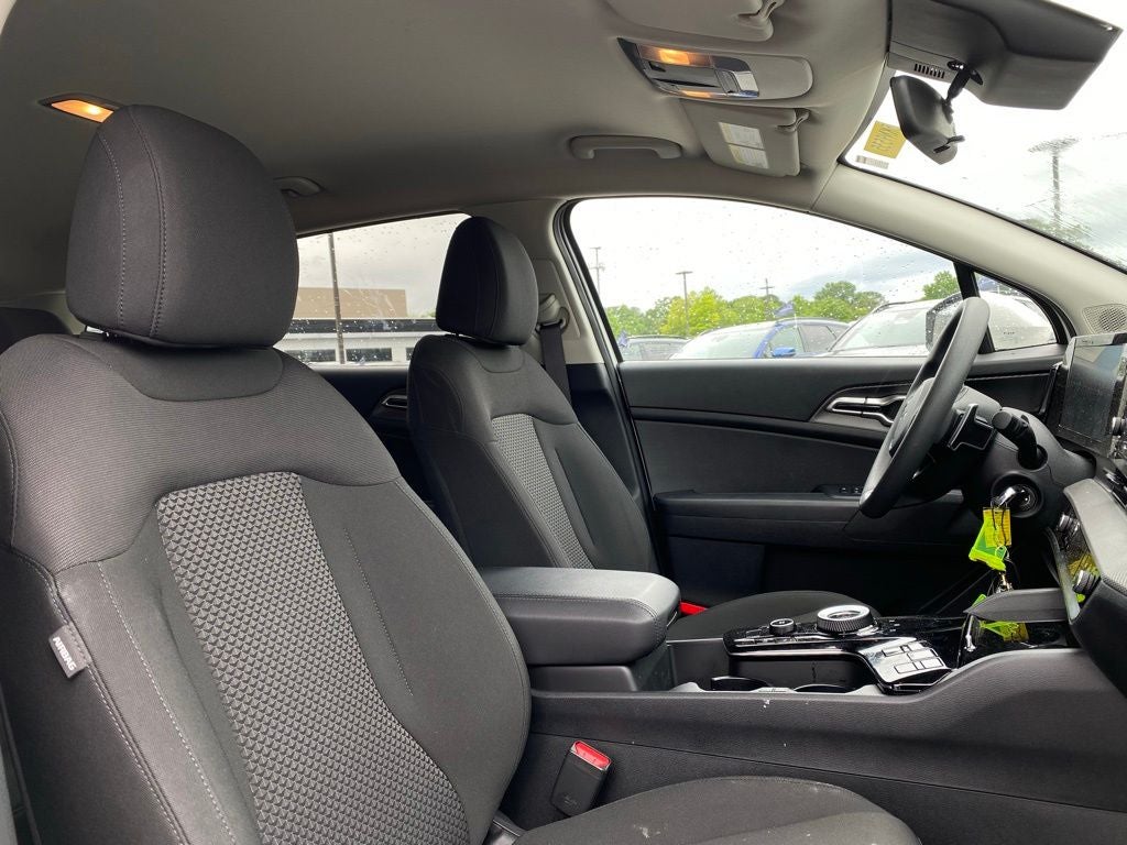 2025 Kia Sportage Hybrid LX