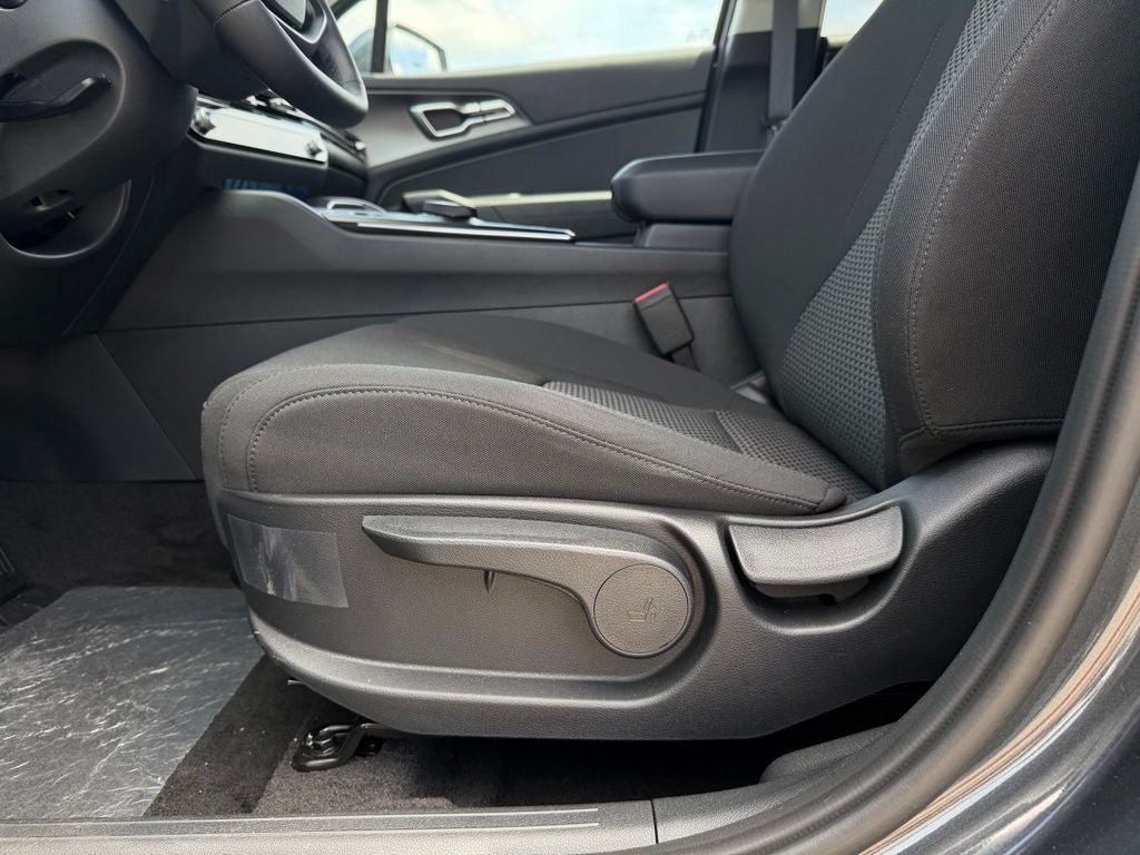 2026 Kia Sportage Hybrid LX
