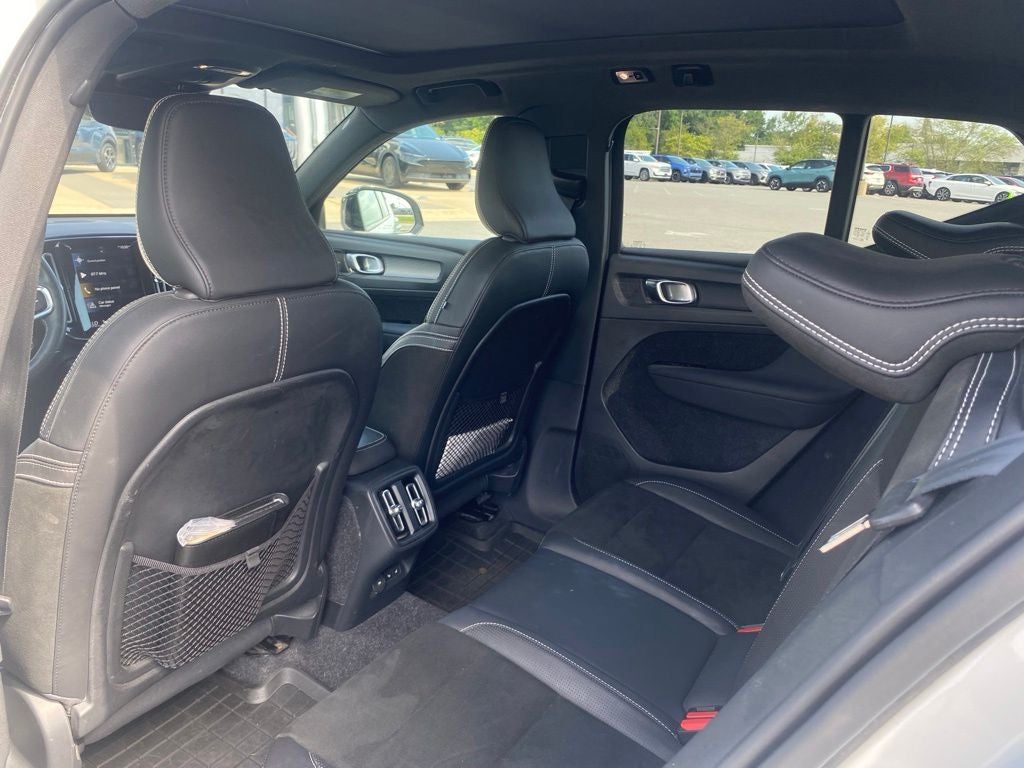 2021 Volvo XC40 R-Design *Advanced Package/Climate Package