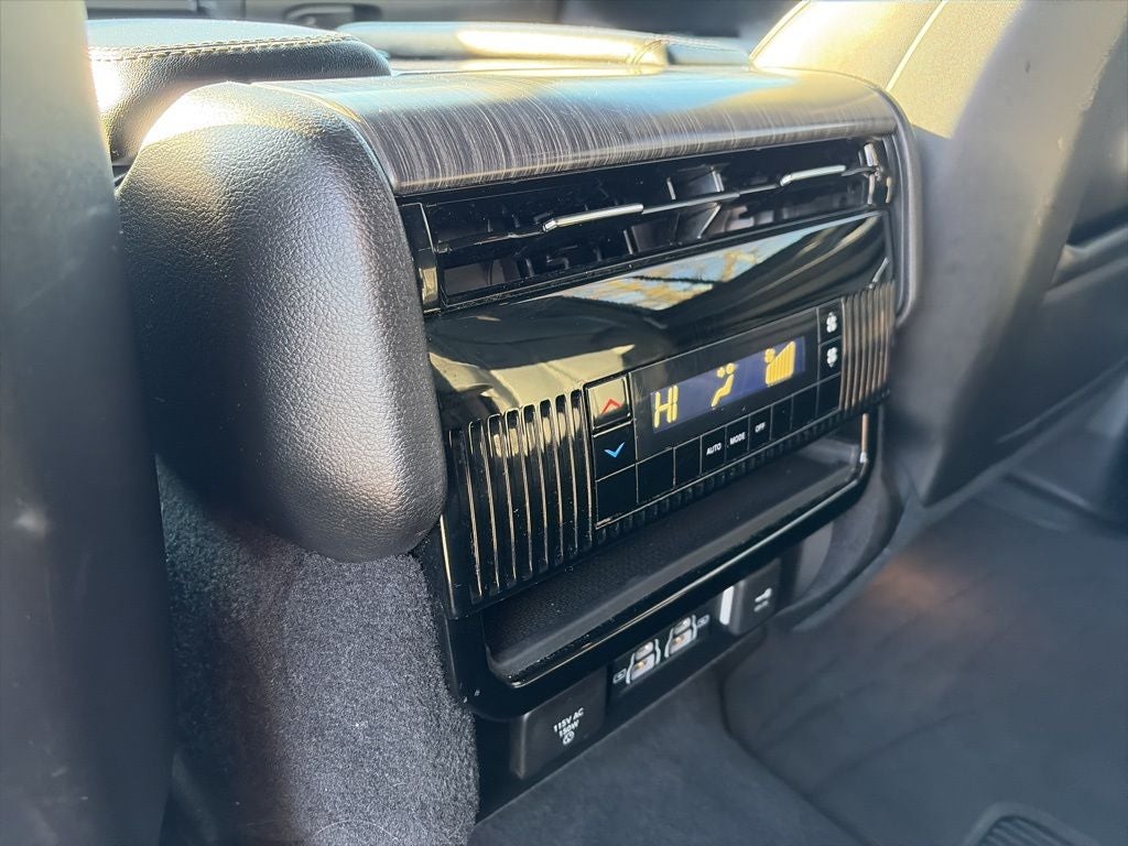 2024 Jeep Wagoneer Series II 4X4 NAPPA LEATHER, COOLED SEATS!