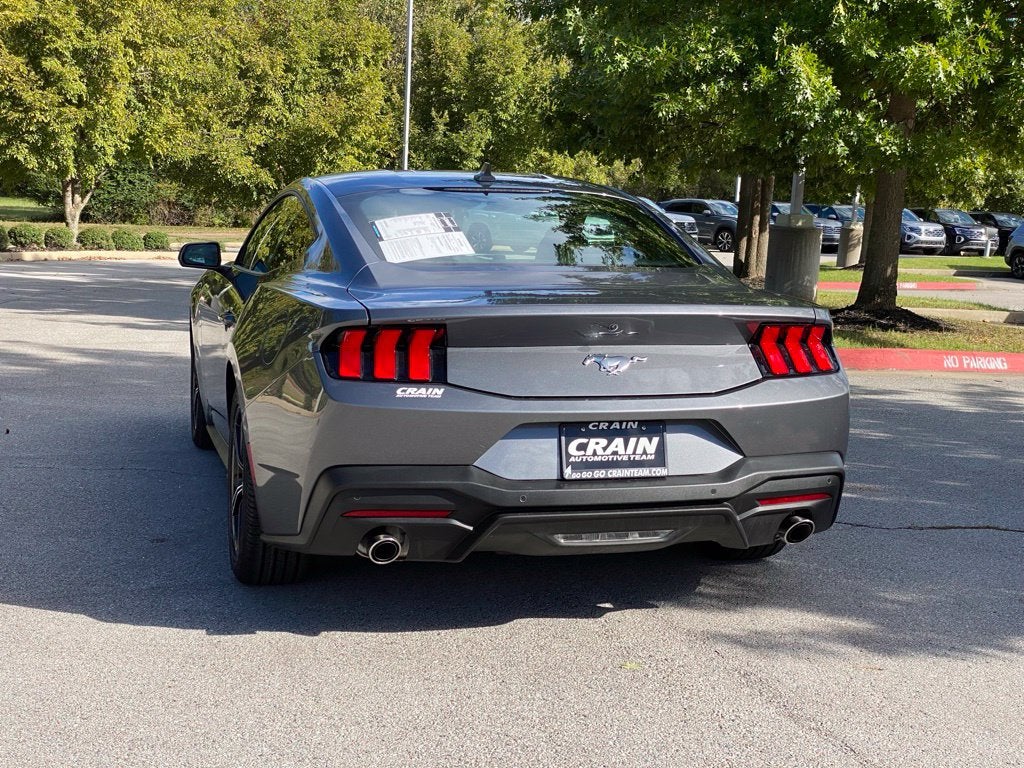 2024 Ford Mustang EcoBoost