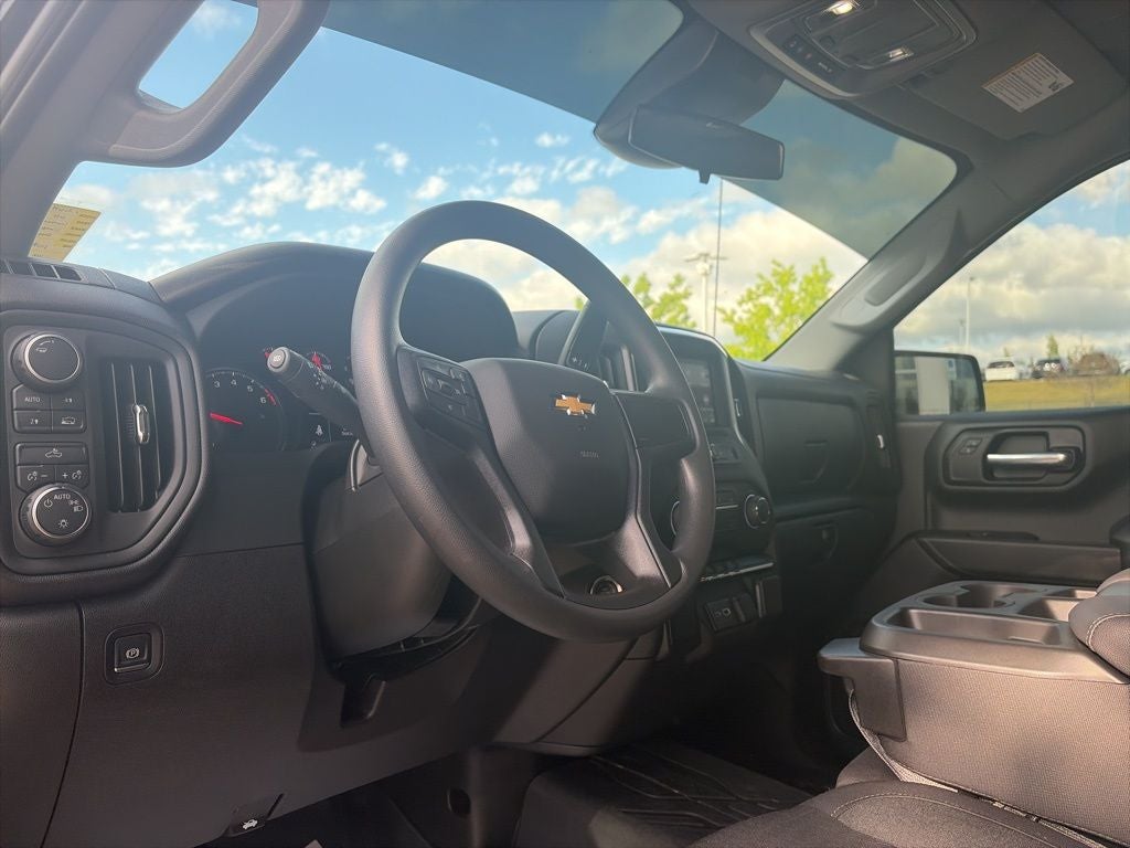 2025 Chevrolet Silverado 1500 Custom CLEAN 1 OWNER CARFAX