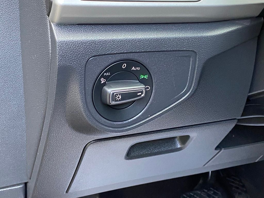 2023 Volkswagen Atlas 2.0T SE