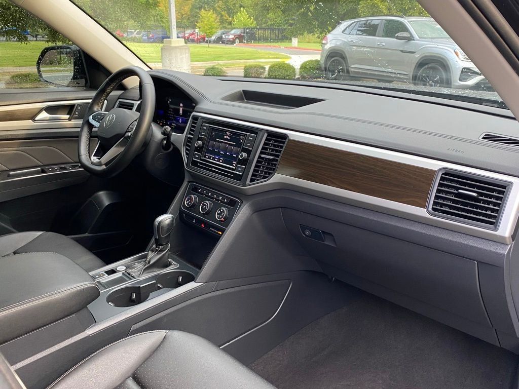 2023 Volkswagen Atlas 2.0T SE