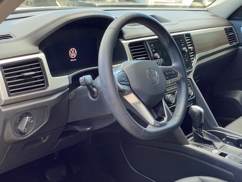 2023 Volkswagen Atlas 3.6L V6 SE w/Technology