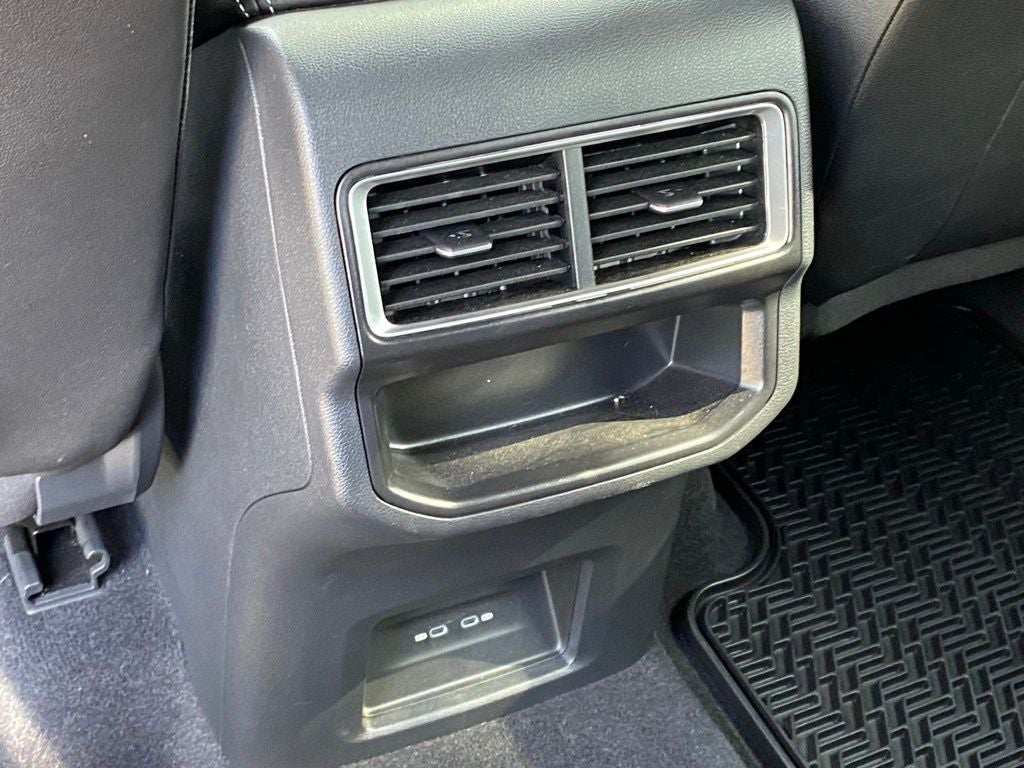 2026 Volkswagen Atlas Cross Sport 2.0T SE