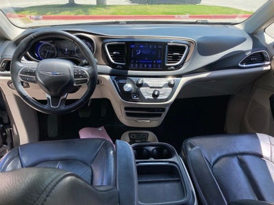 2017 Chrysler Pacifica Touring L