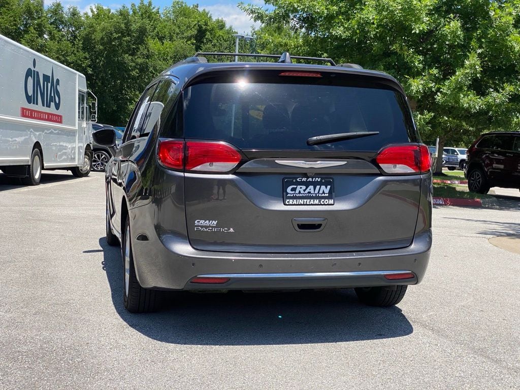 2017 Chrysler Pacifica Touring L