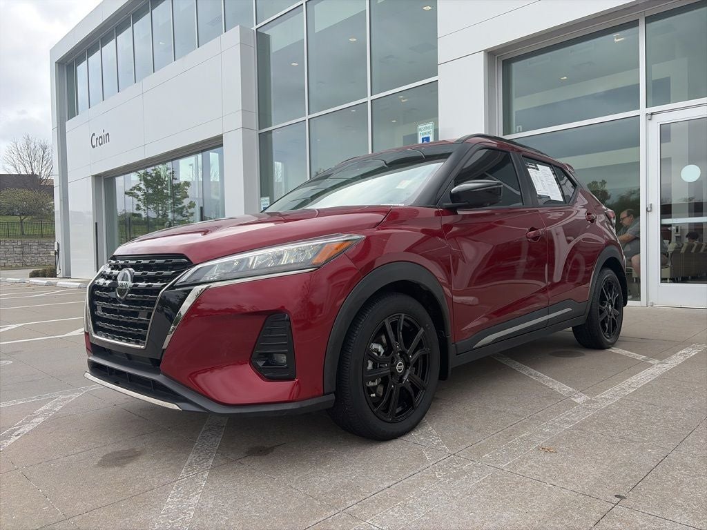 2021 Nissan Kicks SR CLEAN CAFAX PREMIUM PACKAGE