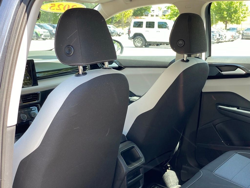 2025 Volkswagen Taos 1.5T S
