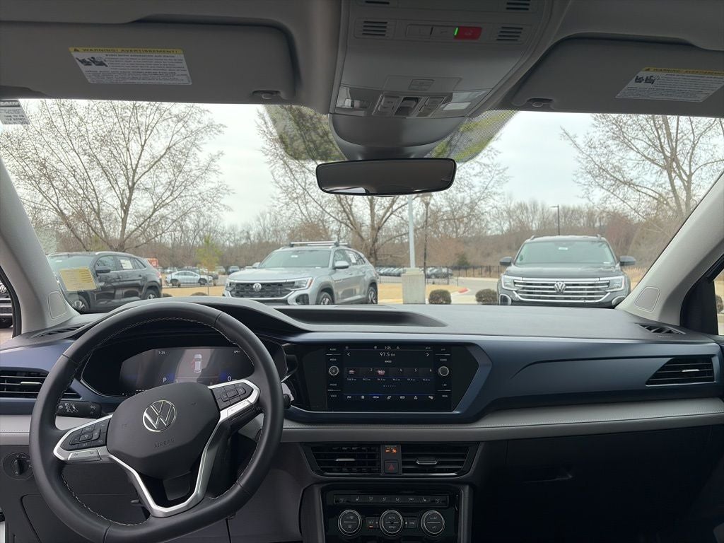 2024 Volkswagen Taos 1.5T SE