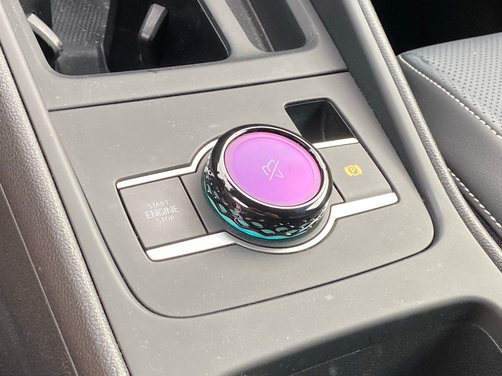 2025 Volkswagen Tiguan 2.0T SE R-Line Black
