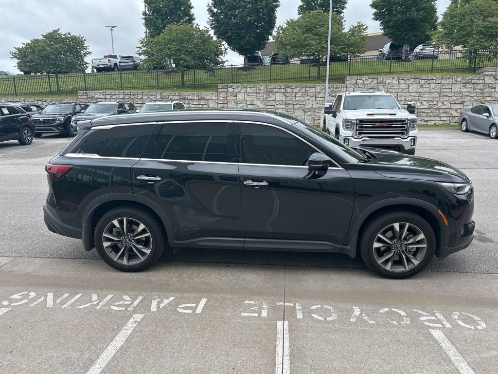2024 INFINITI QX60 LUXE