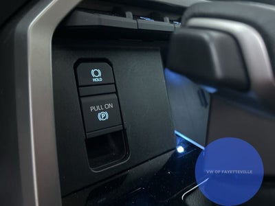 2024 Toyota Sequoia SR5 LEATHER ROOF 4x4 8 Passenger, 1 OWNER CLEAN CARFAX