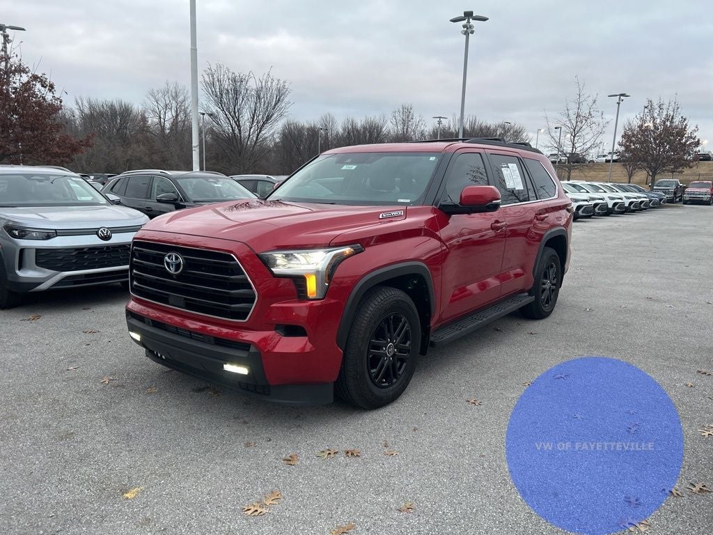 2024 Toyota Sequoia SR5 LEATHER ROOF 4x4 8 Passenger, 1 OWNER CLEAN CARFAX