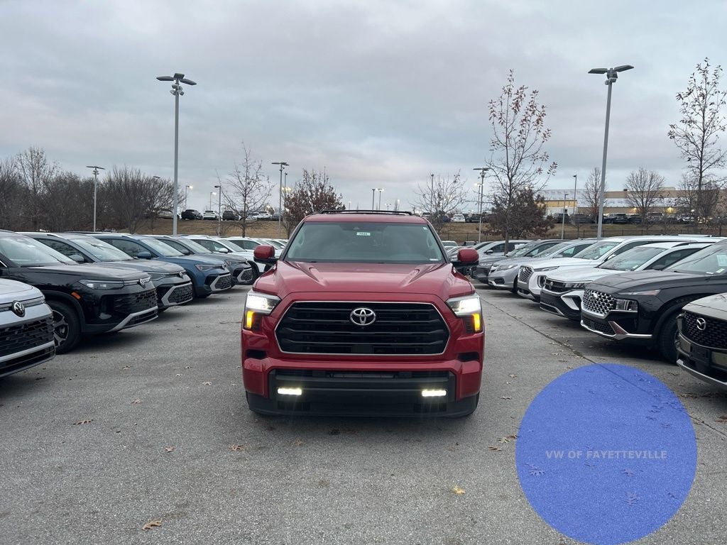 2024 Toyota Sequoia SR5 LEATHER ROOF 4x4 8 Passenger, 1 OWNER CLEAN CARFAX