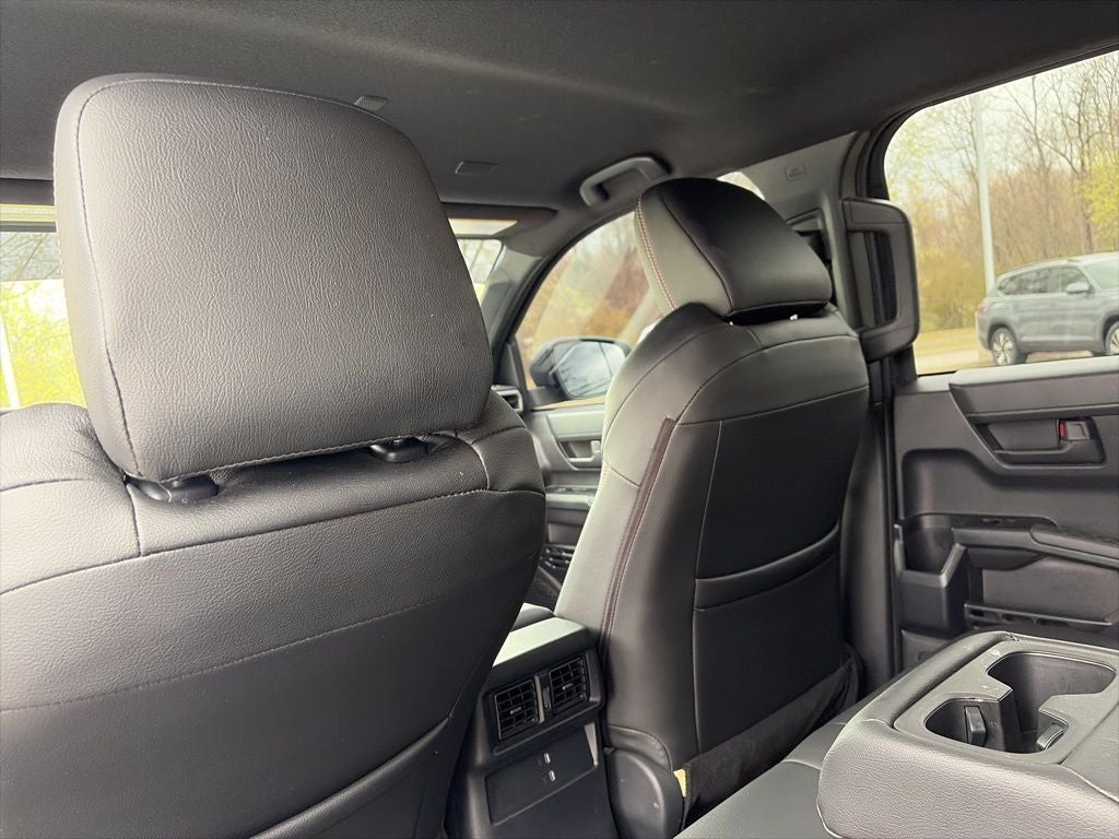 2025 Toyota 4Runner SR5 CLEAN 1 OWNER CARFAX 4WD AND CUSTOM LEATHER