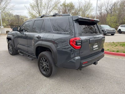 2025 Toyota 4Runner SR5 CLEAN 1 OWNER CARFAX 4WD AND CUSTOM LEATHER