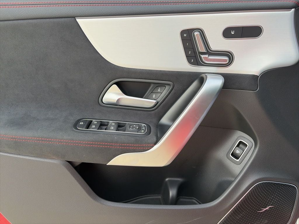 2025 Mercedes-Benz CLA CLA 35 AMG® CLEAN CARFAX 1 OWNER