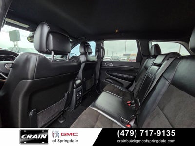 2020 Jeep Grand Cherokee Altitude 4WD / 8.4" Nav / Heated Seats