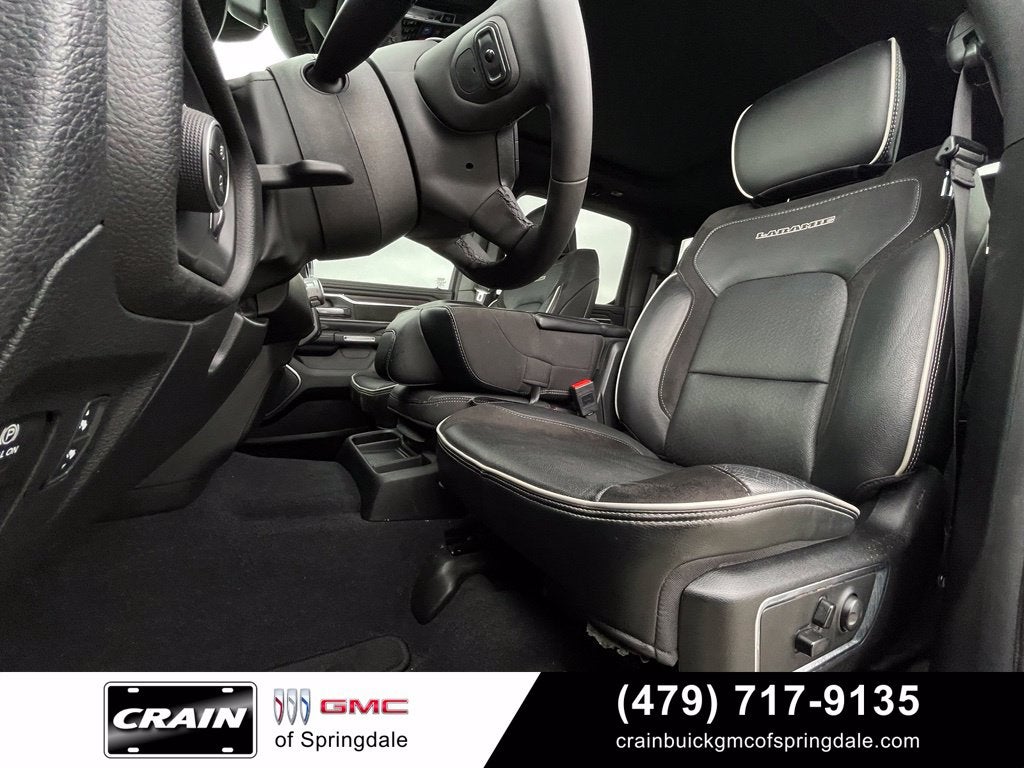 2025 RAM 1500 Laramie Dual–Pane Panoramic Sunroof