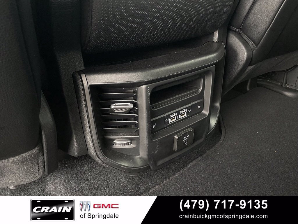 2025 RAM 1500 Laramie Dual–Pane Panoramic Sunroof