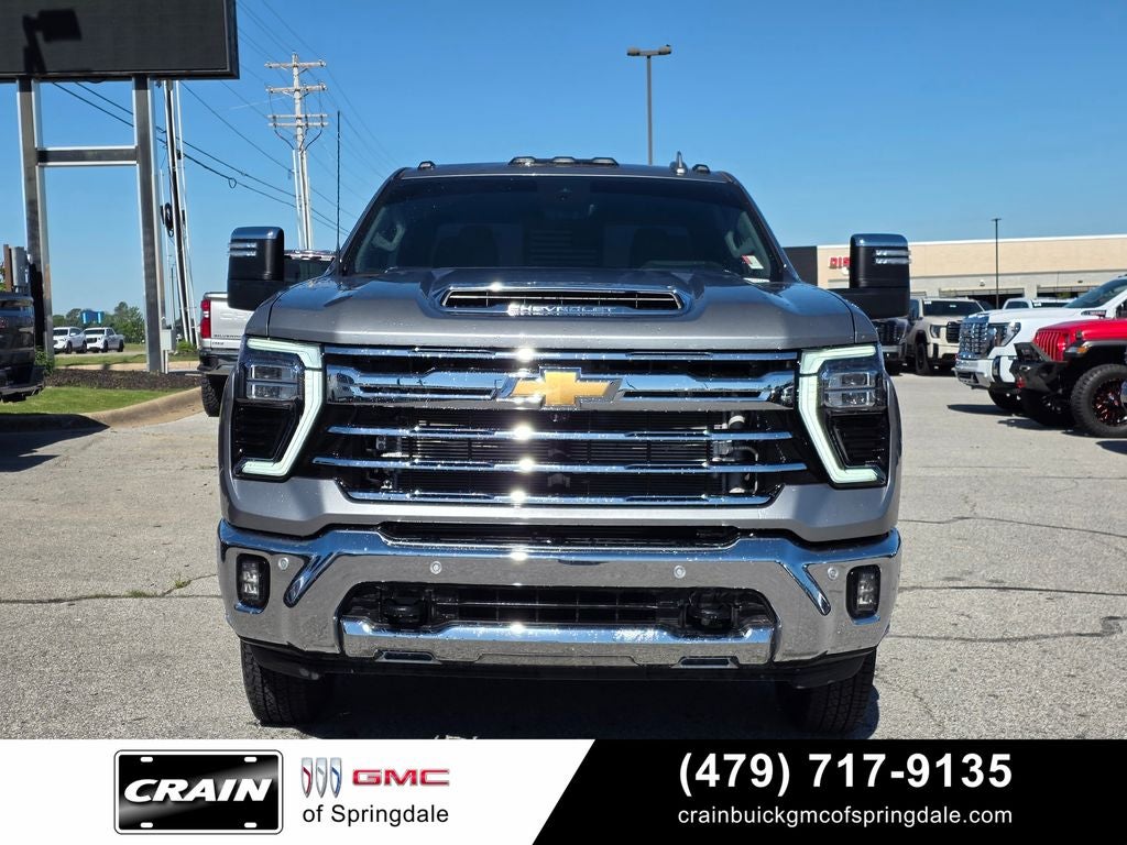 2025 Chevrolet Silverado 3500HD LTZ Gooseneck/5th Wheel Prep Package