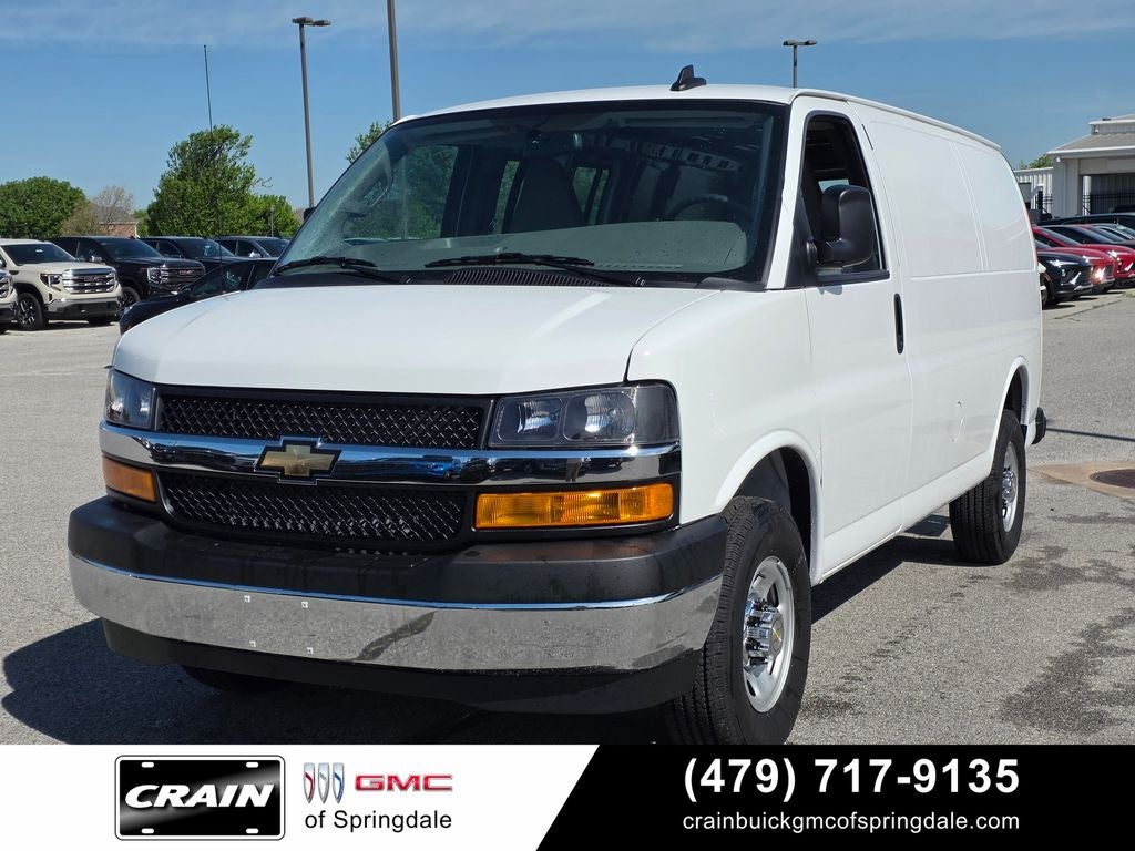 2024 Chevrolet Express 3500 Work Van Cargo