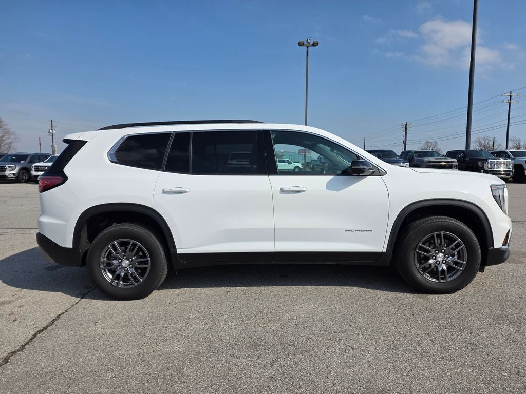 2025 GMC Acadia Elevation