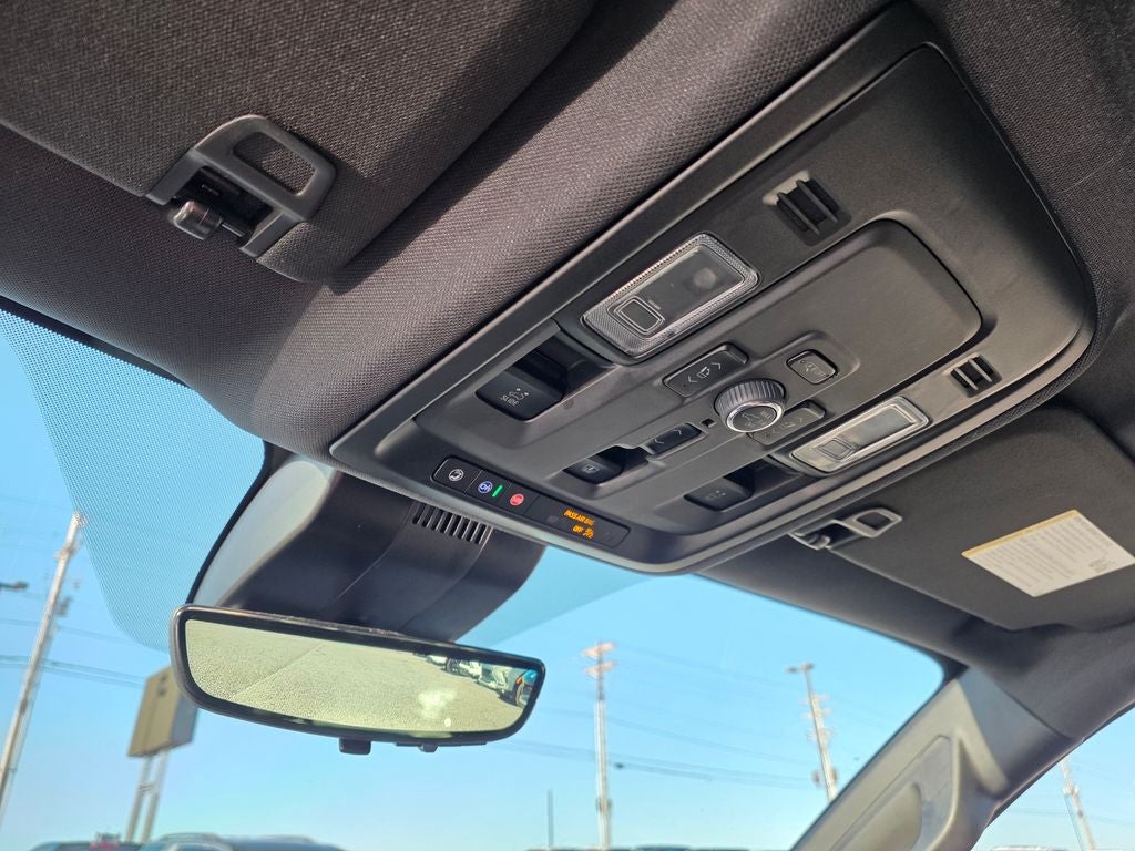 2025 GMC Yukon Elevation