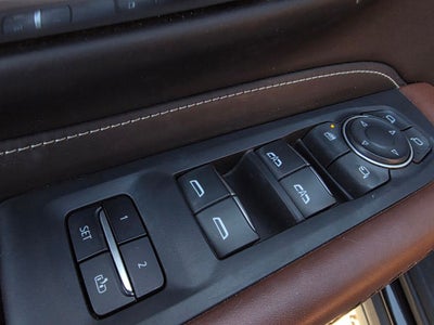 2023 GMC Yukon Denali Ultimate