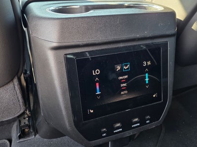 2025 GMC Yukon XL AT4 Ultimate
